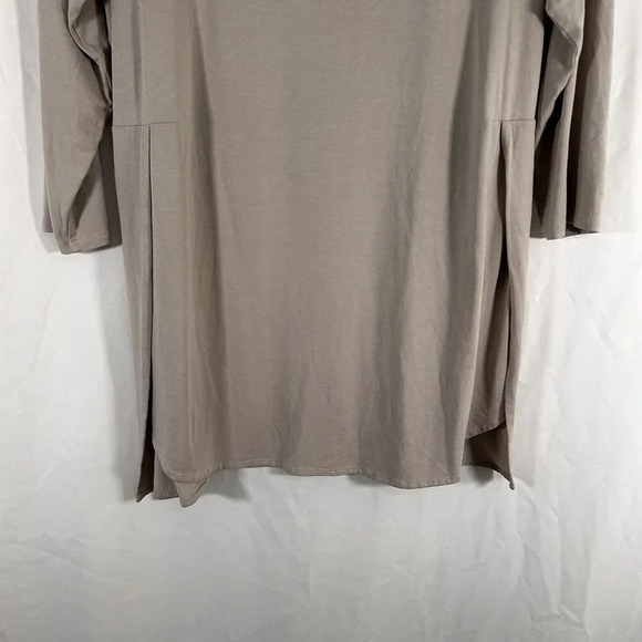 J Jill Blouse Women's Medium Beige Round Neck Long Sleeve Side Slit Pullover - Picture 3 of 10